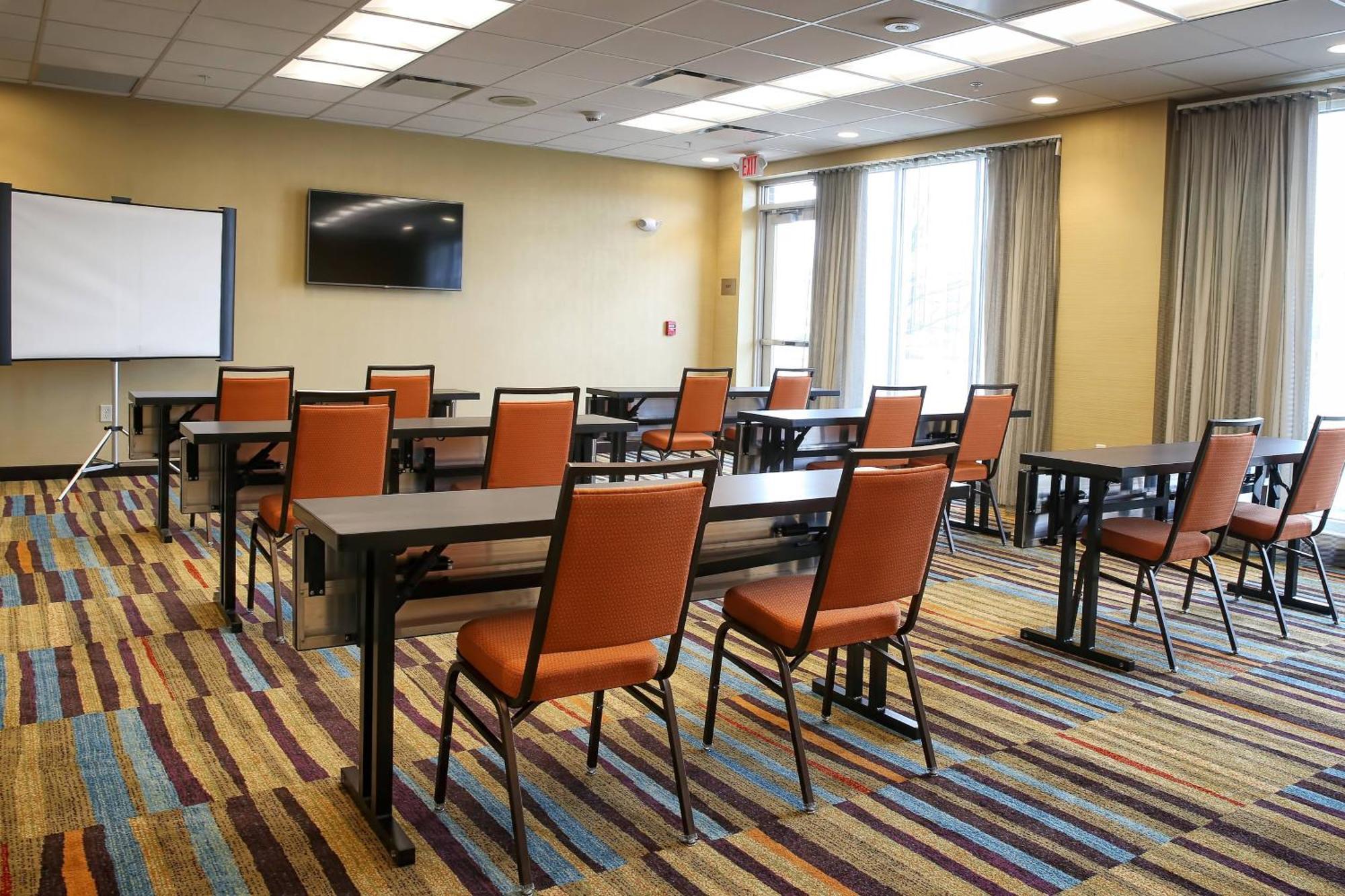 Fairfield Inn & Suites By Marriott Madison Verona Ngoại thất bức ảnh